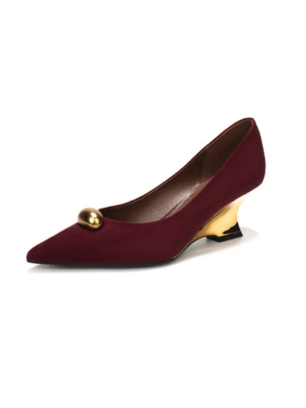 Pointed-Toe Shallow Cut Split-Joint Pumps